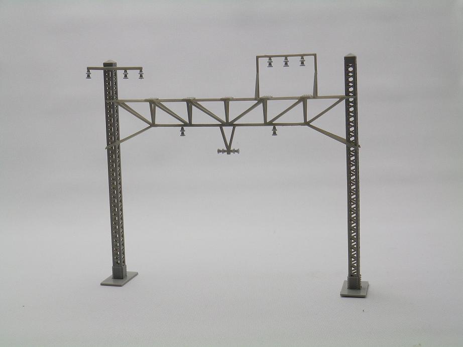 イーベル製　複線架線柱(鉄骨柱)